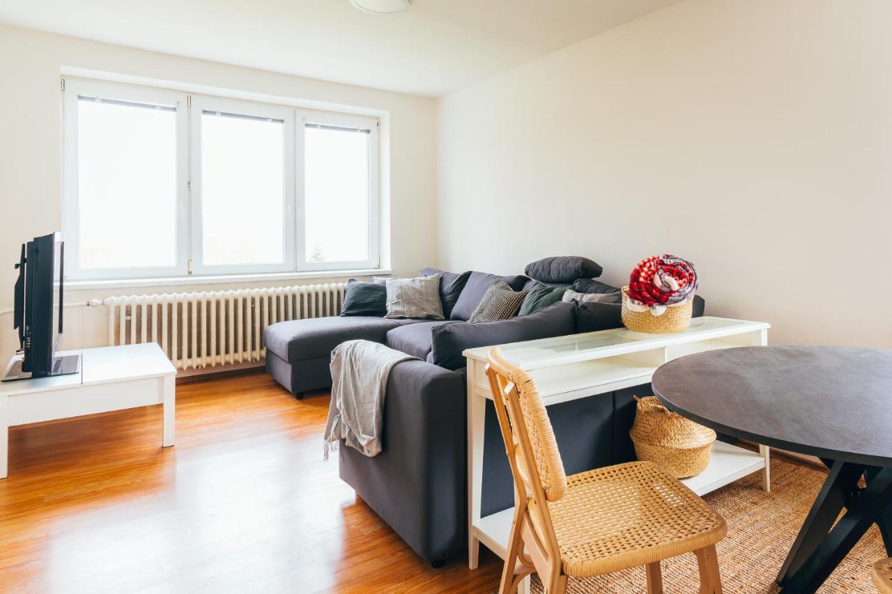 Apartmany Pekna 10 โนวาเปซ ภายนอก รูปภาพ