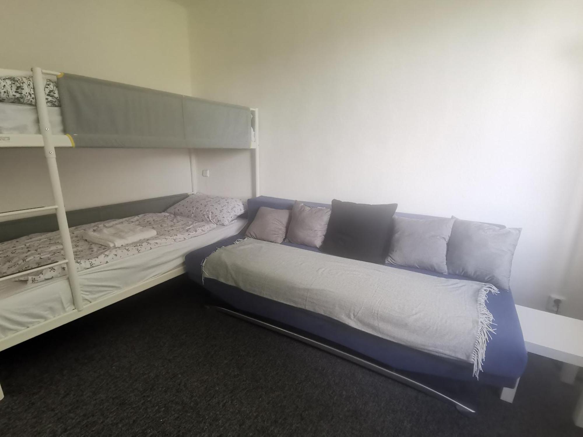 Apartmany Pekna 10 โนวาเปซ ภายนอก รูปภาพ