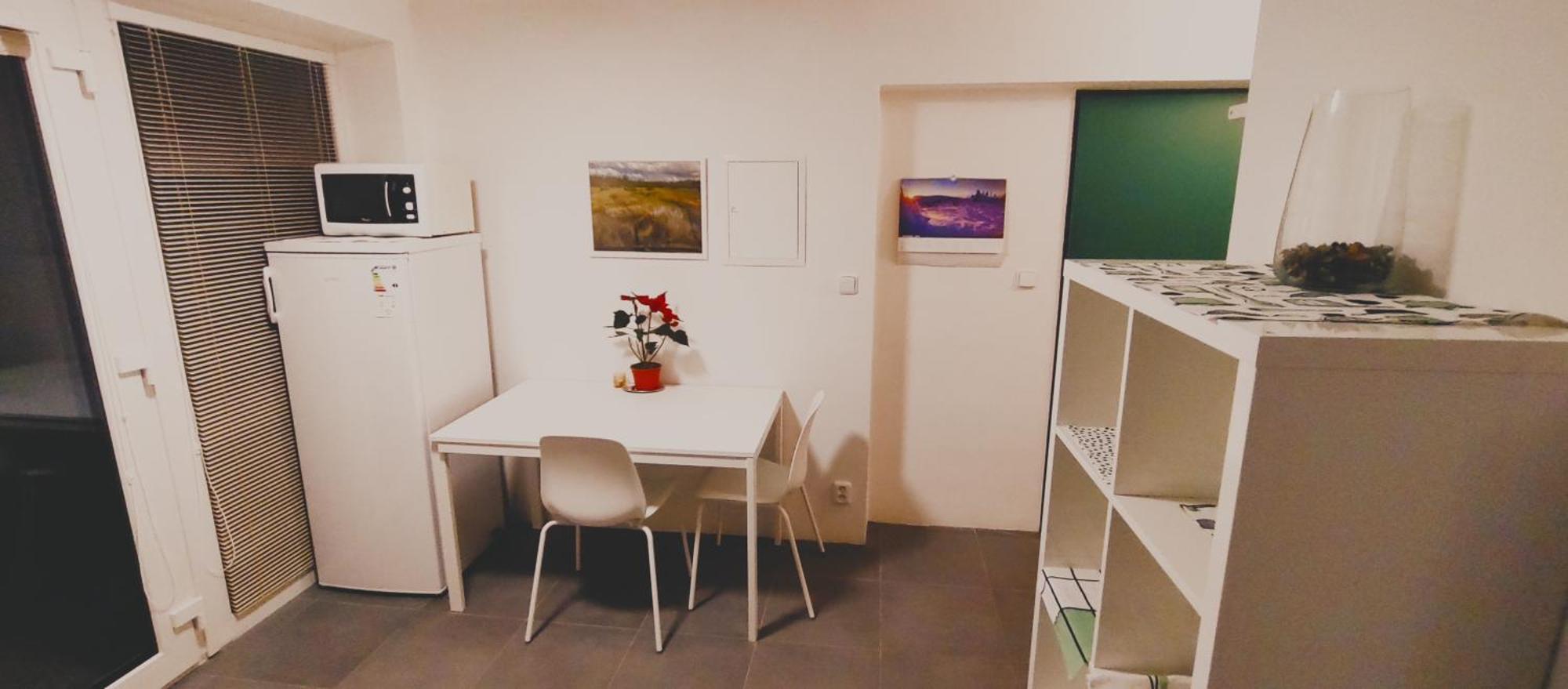 Apartmany Pekna 10 โนวาเปซ ภายนอก รูปภาพ